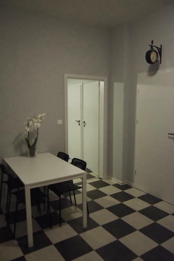Loft Wroclaw Hostel Екстериор снимка